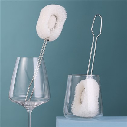 Четка за почистване на капака на чашата